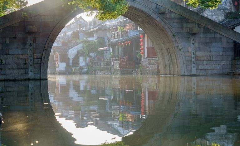 �Ϻ����ݺ���3����